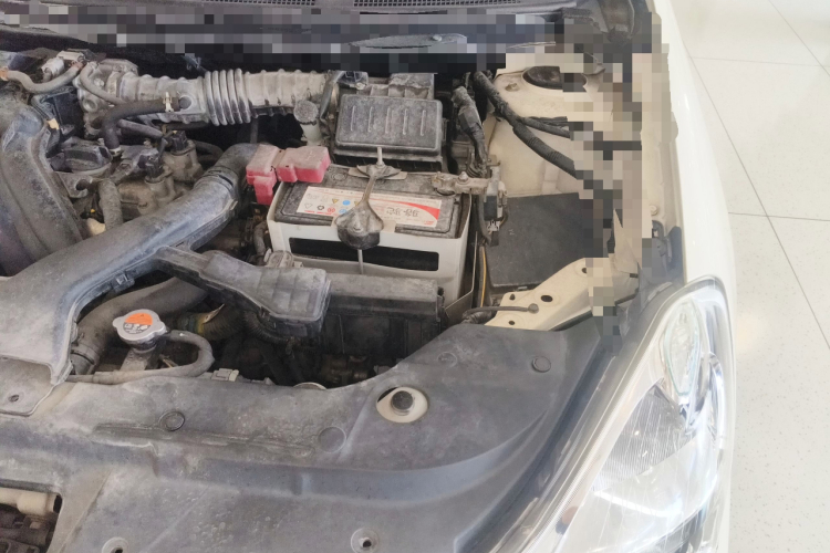 日产 轩逸 2018款 经典 1.6XE CVT舒适版机舱底盘26