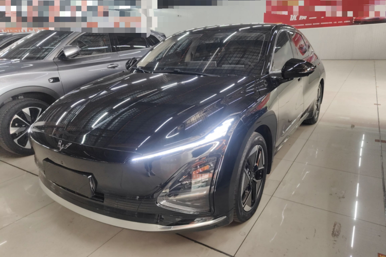 五菱汽车 五菱星光 2024款 共创版 510 进阶型车身外观1