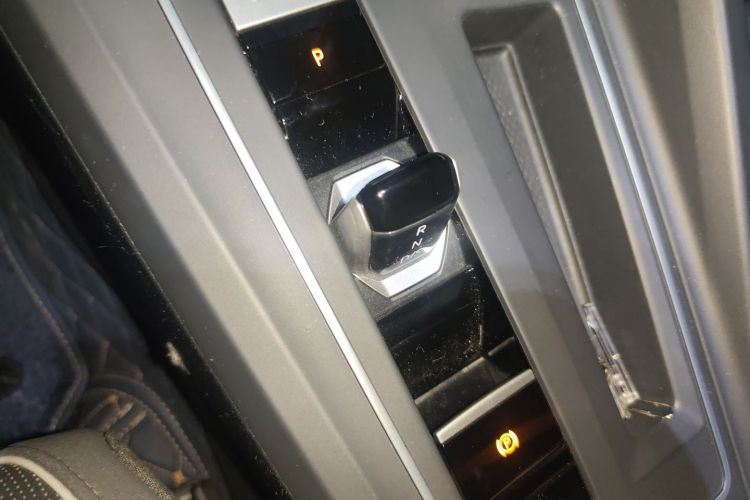 大众 高尔夫 2021款 280TSI DSG R-Line局部细节18