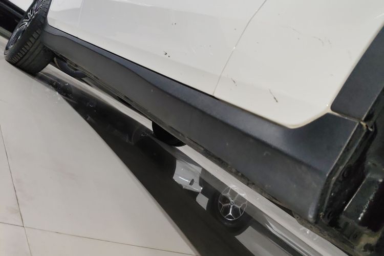 奔驰GLC 2019款 GLC 260 L 4MATIC 动感型局部细节9001