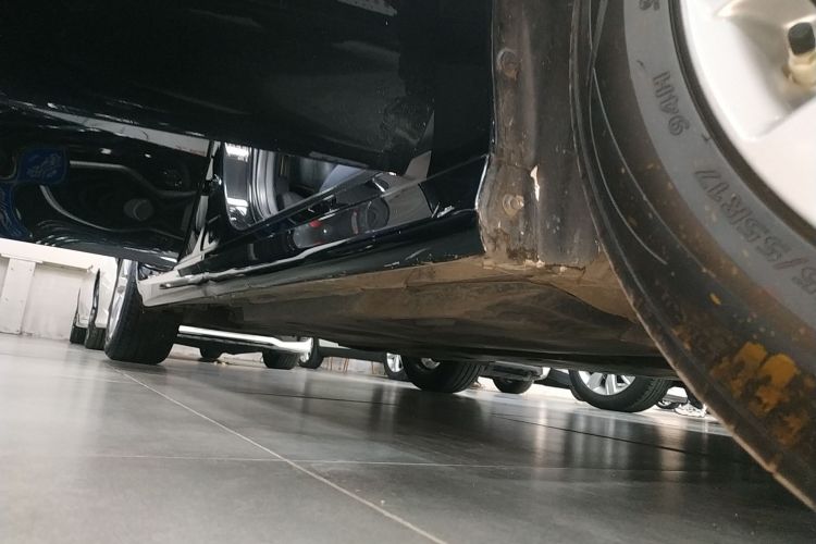 丰田 凯美瑞 2019款 2.0G 豪华版 国VI局部细节9001