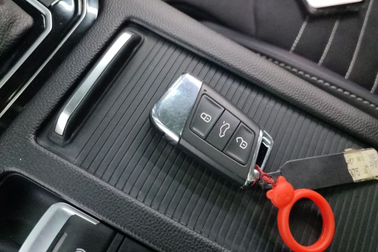 大众 迈腾 2020款 380TSI DSG 豪华型中控内饰11