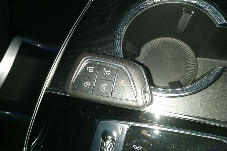 凯迪拉克 IQ锐歌 2022款 后驱长续航尊贵版中控内饰11