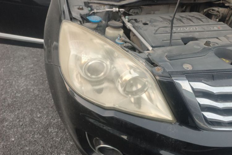 哈弗H6 2012款 1.5T 手动两驱都市型车身外观8