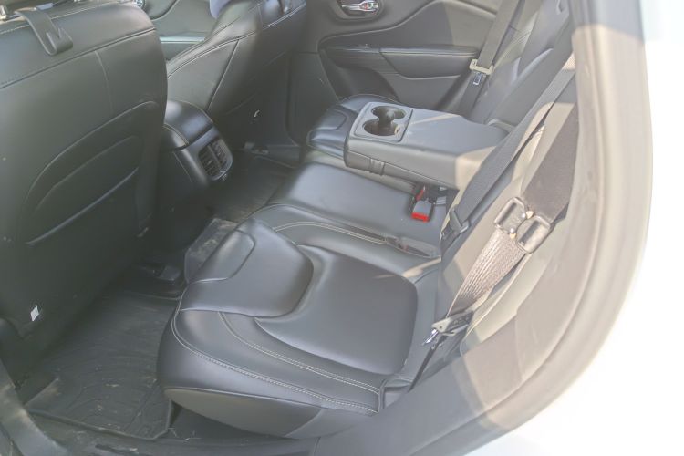 Jeep 自由光 2017款 2.0L 优越版中控内饰21