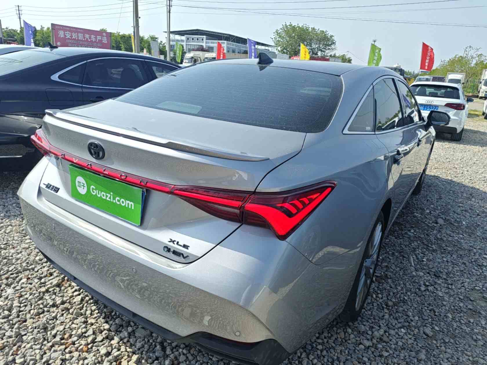 丰田 亚洲龙 2024款 双擎 2.5L XLE尊贵版(5)