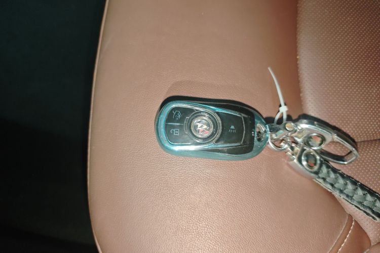 别克 昂科威 2020款 20T 两驱豪华型中控内饰7001