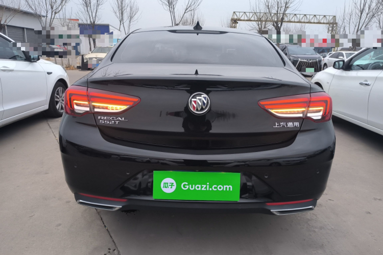 别克 君威 2020款 552T 豪华型车身外观6