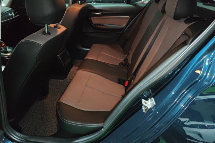 宝马1系(进口) 2013款 改款 116i 都市型中控内饰7004