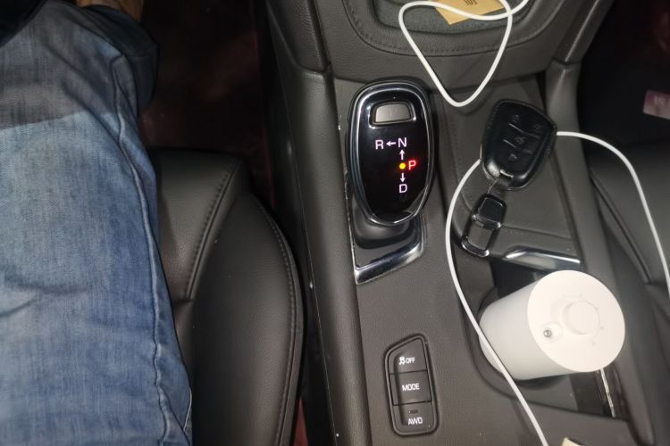 凯迪拉克XT5 2018款 28E 四驱技术型中控内饰18