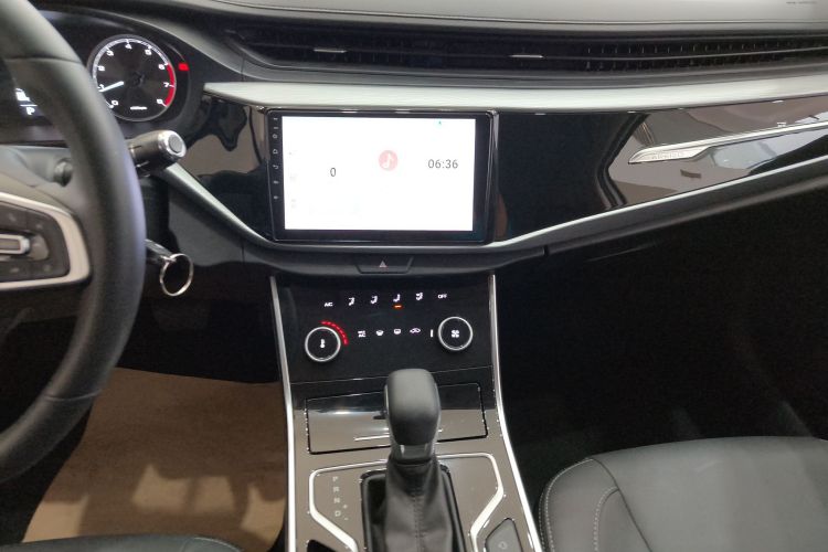 奇瑞 艾瑞泽5 2024款 1.5L CVT风尚型中控内饰16