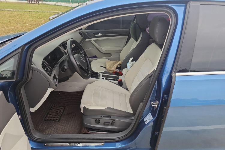 大众 高尔夫 2018款 280TSI 自动旗舰型局部细节19