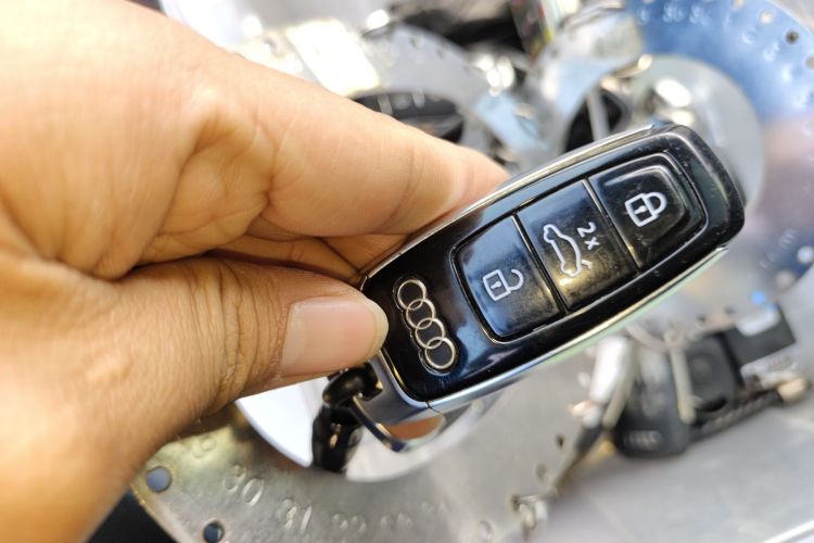 奥迪Q2L 2023款 35TFSI 时尚动感型中控内饰11