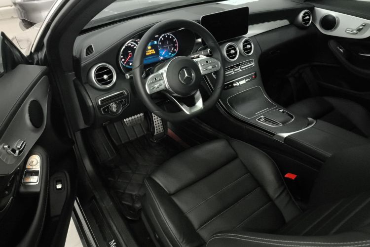 奔驰C级(进口) 2020款 C 260 轿跑车中控内饰20