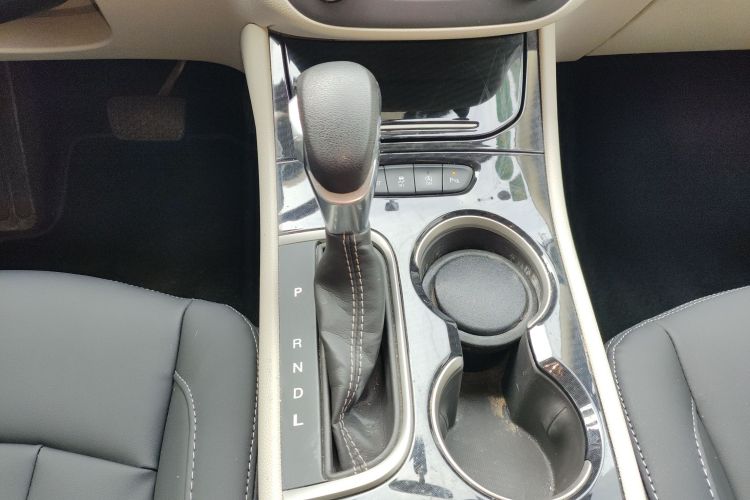 别克 威朗 2020款 15T 自动进取型局部细节18