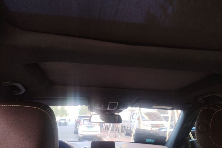 奔驰GLE 2018款 GLE 320 4MATIC 动感型臻藏版局部细节22