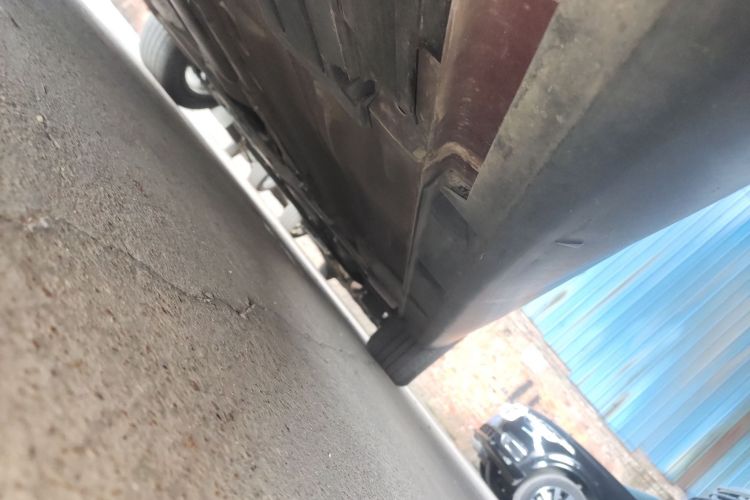 福特 福克斯 2018款 两厢经典 1.6L 自动舒适型智行版局部细节9001