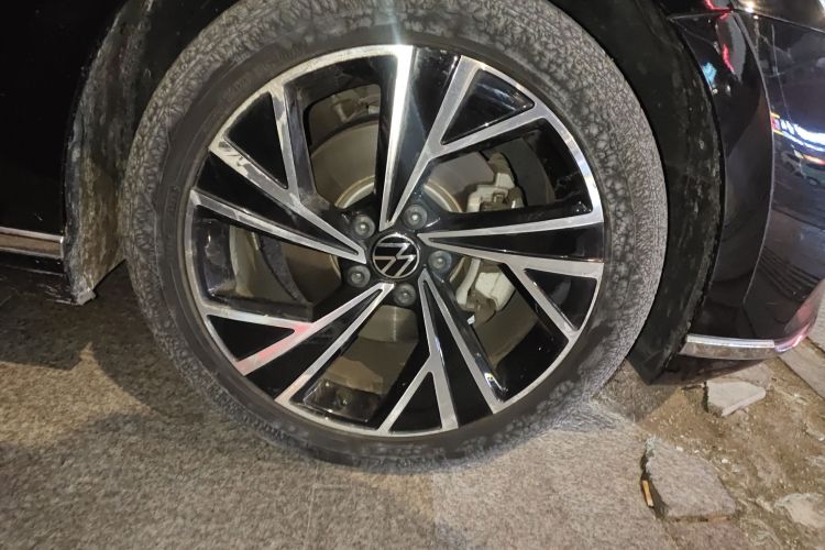 大众 迈腾 2020款 330TSI DSG 豪华型车身外观10