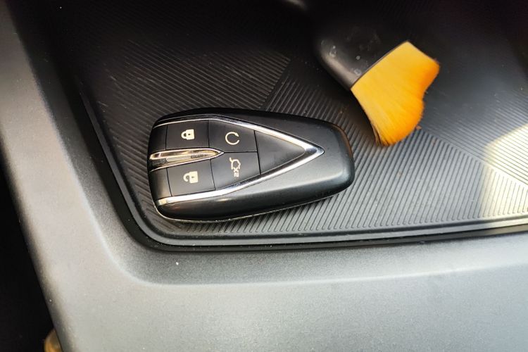 长安欧尚X5 PLUS 2023款 改款 1.5T DCT领航型中控内饰11