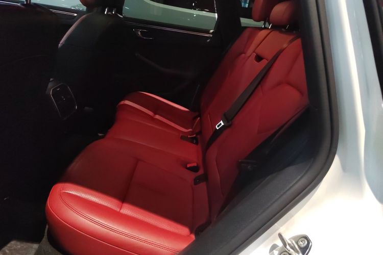 保时捷 2018款 Macan 2.0T中控内饰21