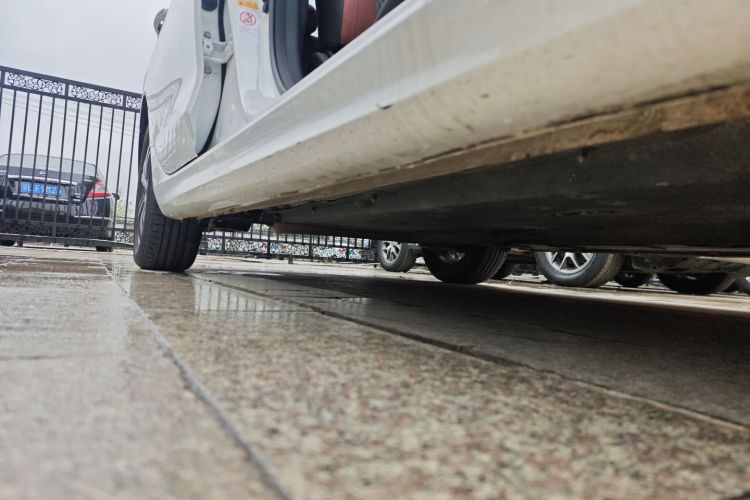 长安 逸动 2022款 PLUS 蓝鲸NE 1.4T GDI DCT尊贵版局部细节9001