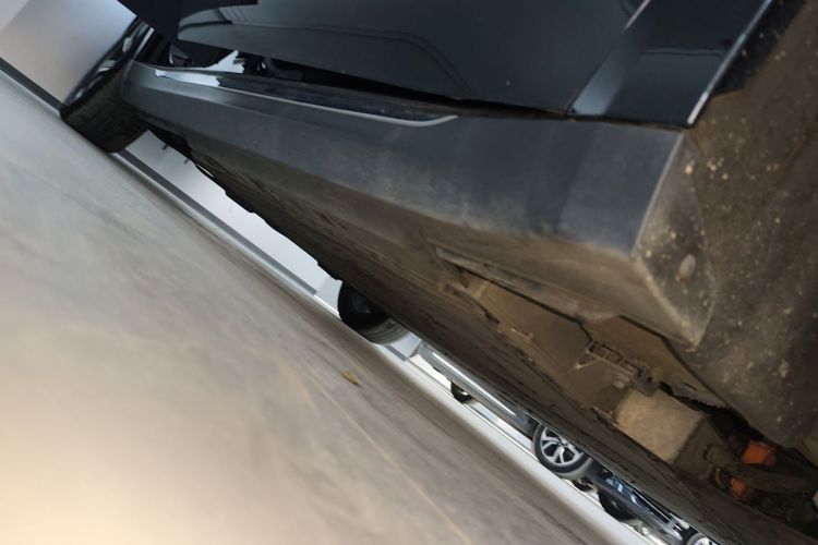 红旗E-QM5 2023款 改款 基础出行版局部细节9001