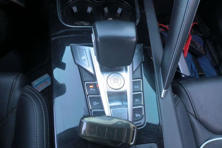 比亚迪 宋Pro 2019款 1.5T 自动精英型中控内饰18