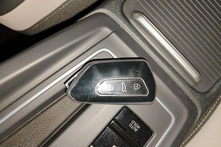 大众 高尔夫 2021款 280TSI DSG Pro中控内饰7001