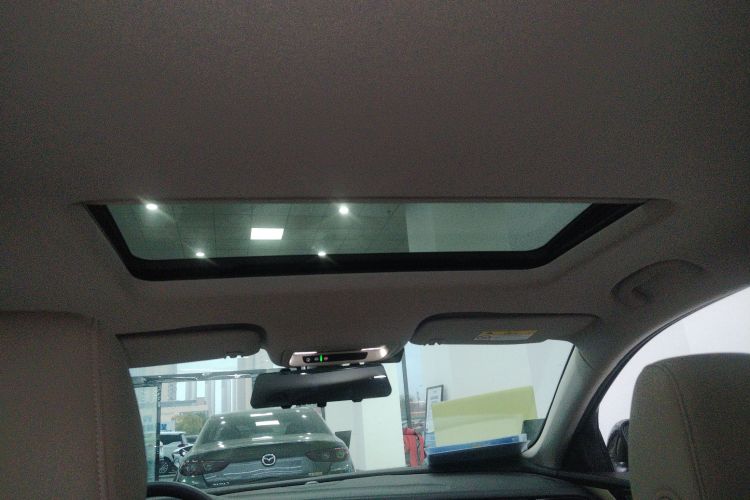 别克 君威 2021款 552T 精英型中控内饰22