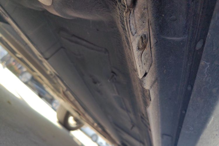 DS 7 2018款 45THP 里沃利先锋版局部细节9004