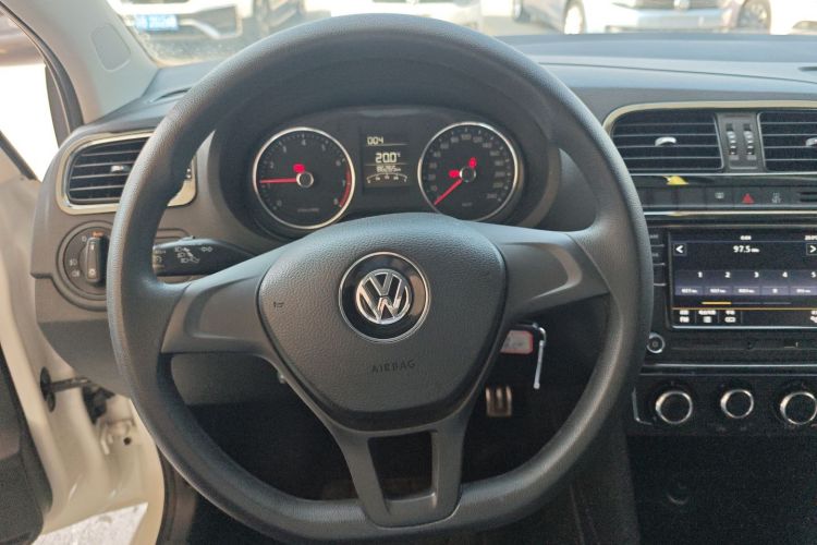 大众 Polo 2014款 1.6L 手动舒适版中控内饰13