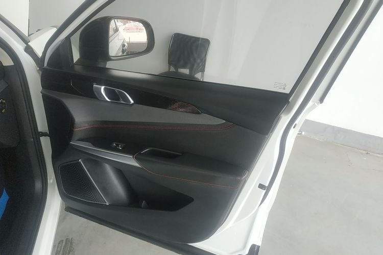 领克01 2017款 2.0T 四驱劲Pro版中控内饰42