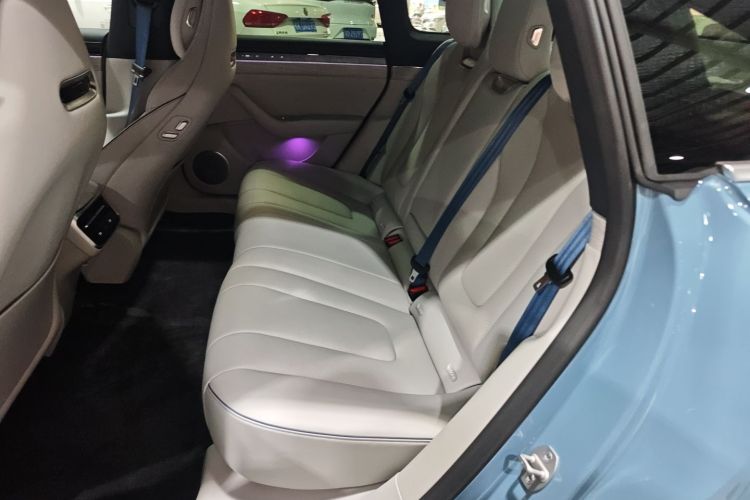 鸿蒙智行 智界S7 2024款 Pro 后驱长航版中控内饰7004