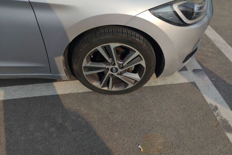 现代 领动 2016款 1.6L 自动智炫·豪华型车身外观6005