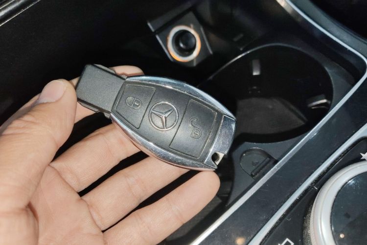 奔驰GLC 2018款 GLC 200 4MATIC中控内饰7001