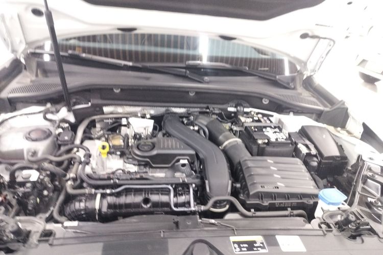 奥迪Q2L 2024款 35TFSI 时尚动感型机舱底盘24