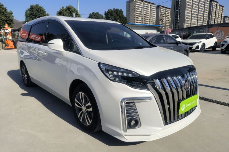 别克GL8 2021款 ES陆尊 653T 尊享型车身外观3