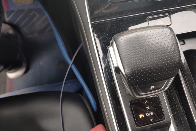 荣威i6 MAX 2020款 300TGI 自动爽酷天幕智驾Supreme版中控内饰18