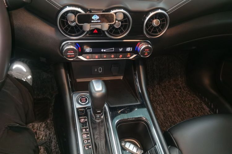 日产 轩逸 2021款 1.6L XL CVT悦享版中控内饰18