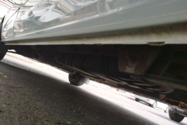 福特 全顺 2020款 2.0T汽油多功能商用车中轴低顶上掀尾门国VI局部细节9003