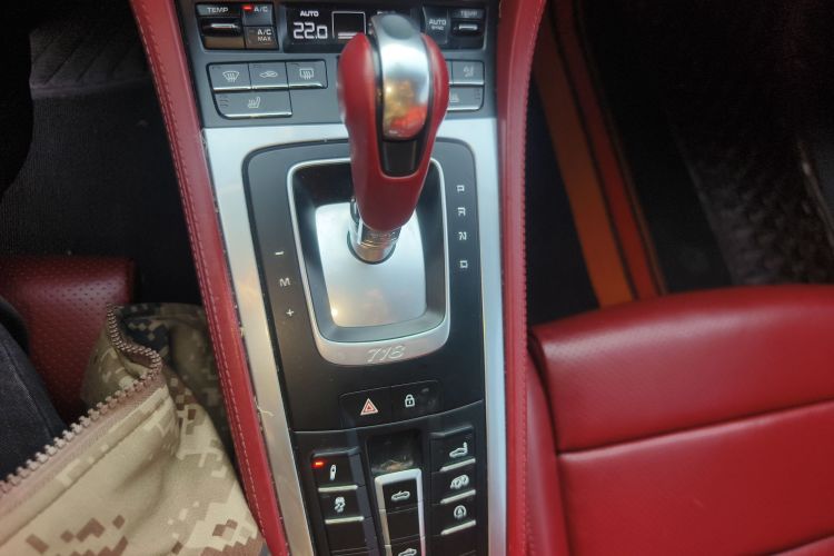 保时捷718 2020款 Boxster 2.0T中控内饰18