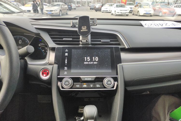 本田 思域 2019款 220TURBO CVT劲动版 国VI中控内饰16