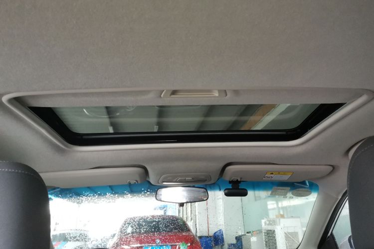 雪佛兰 科沃兹 2019款 320 自动欣享天窗版中控内饰22