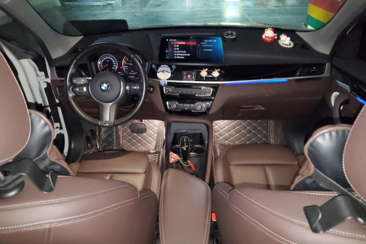 宝马X1 2022款 sDrive25Li 领先型中控内饰7002
