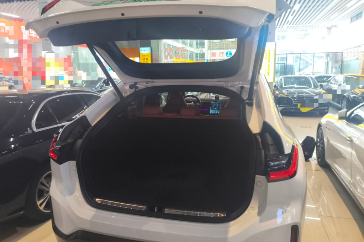 蔚来EC6 2020款 430KM 运动版机舱底盘23