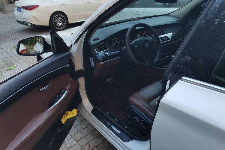 宝马5系GT 2015款 528i 领先型局部细节19