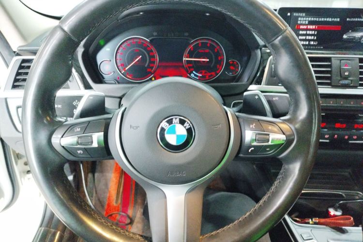 宝马3系 2019款 320Li M运动套装中控内饰13