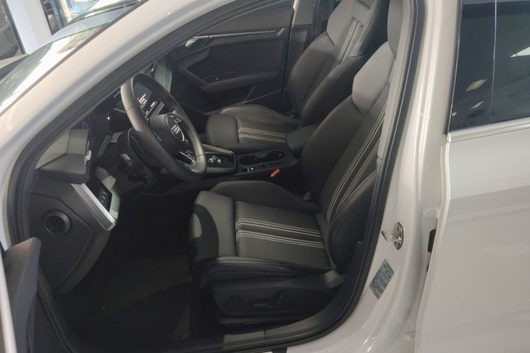 奥迪A3 2021款 Sportback 35 TFSI 时尚运动型中控内饰19