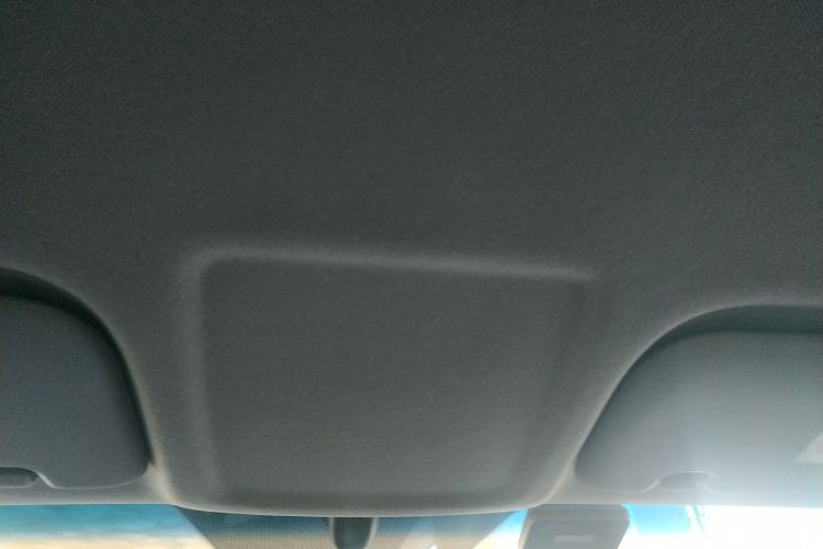 起亚K3 2017款  1.6L 自动15周年特别版GLS中控内饰22