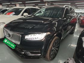 沃尔沃XC90新能源 2022款 E驱混动 T8 智尊豪华版 7座